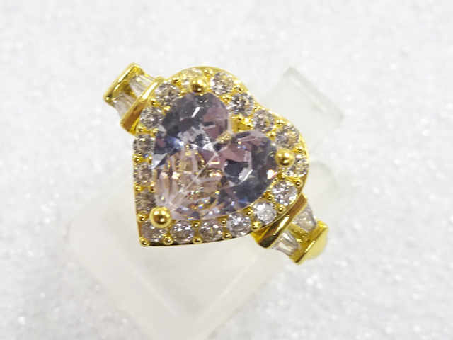 JAPANESE KIMONO / ANTIQUE CRYSTAL RING (SIZE 15)